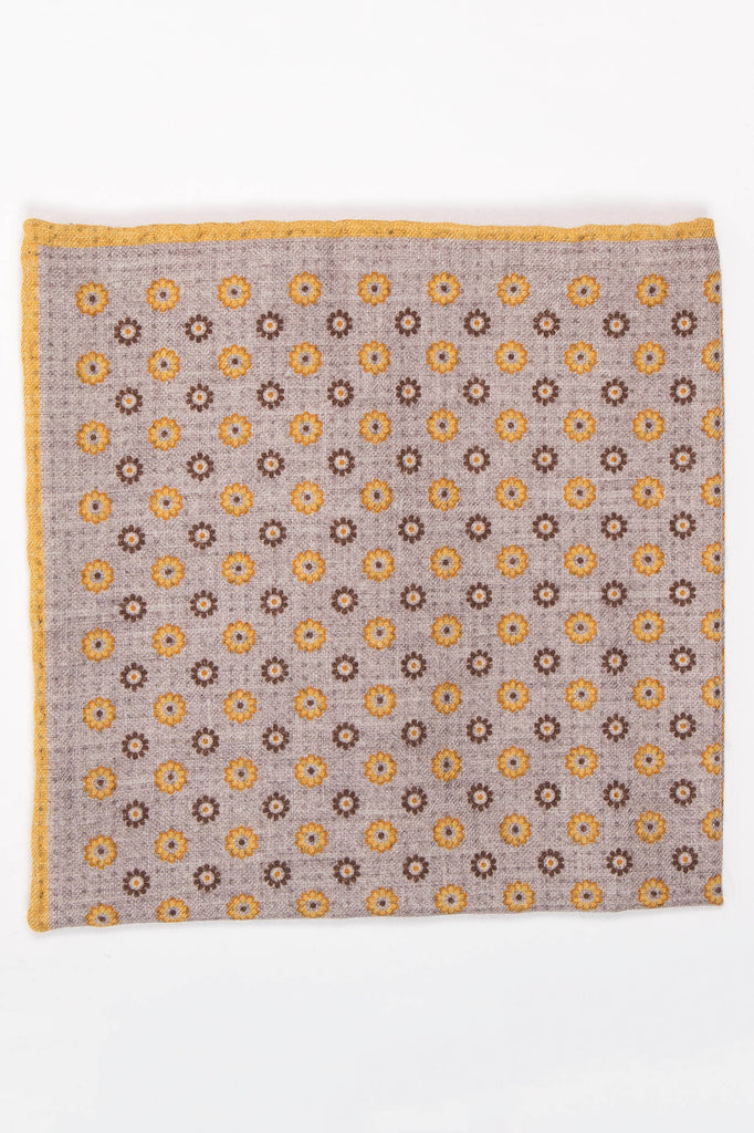 Micro Dotted Pocket Square